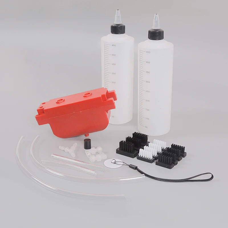 Motor Ketting Reinigings- en Smeerset – Brush & Lube Kit met 2 Flessen